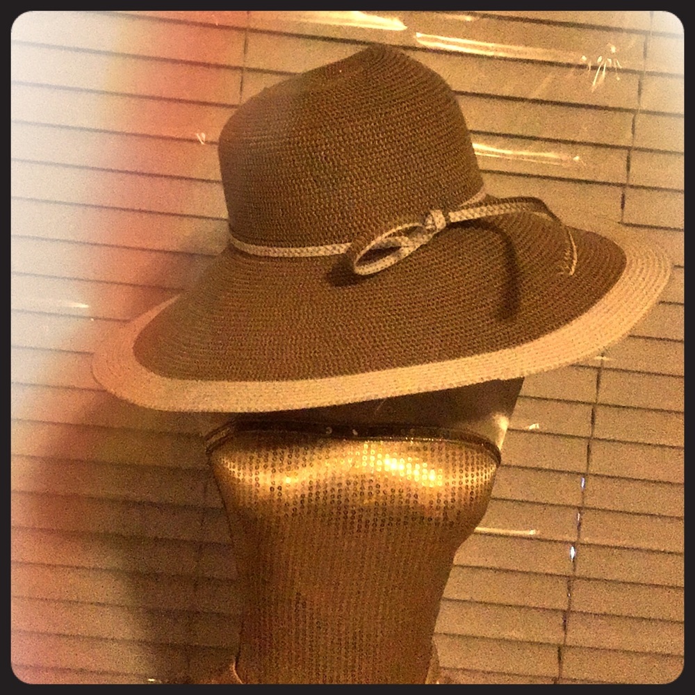Chic sun hat